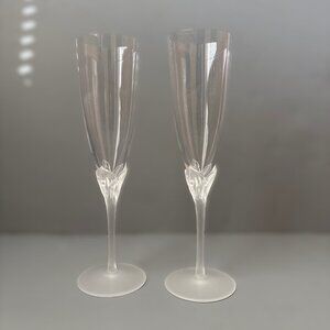 Sasaki Champagne Glasses Lilly of the Valley